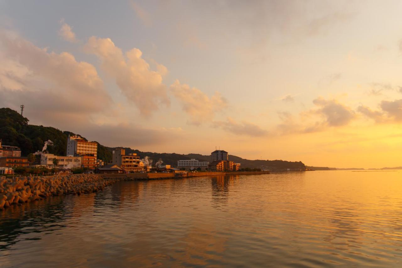 Hotel Iseya, Seaview Private Oceanside Bath Unzen Exterior foto